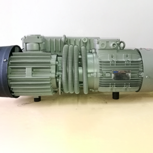 VACUUM PUMP
